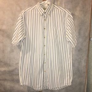 ⭐️ 2/$10 L.L Bean Tall Button Down Casual Shirt
